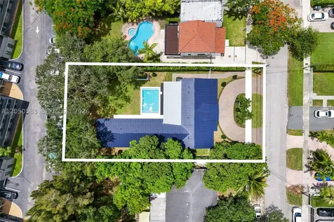 7107 SW 63rd Avenue South Miami FL 33143