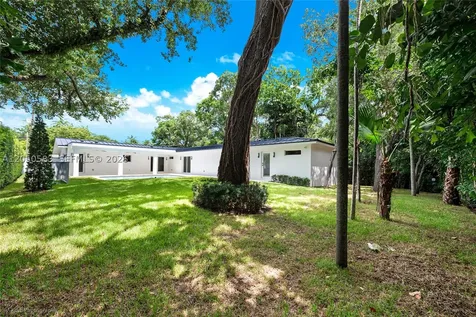 7107 SW 63rd Avenue South Miami FL 33143