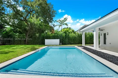 7107 SW 63rd Avenue South Miami FL 33143