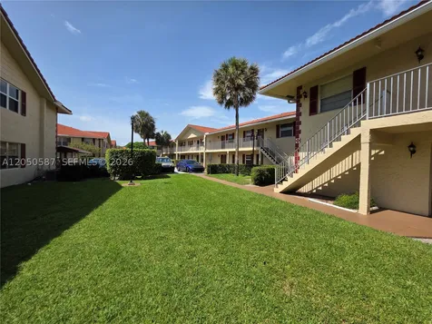 3790 N University Drive Coral Springs FL 33065