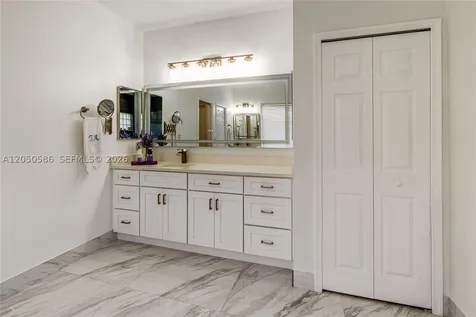 3855 Oak Ridge Circle Weston FL 33331