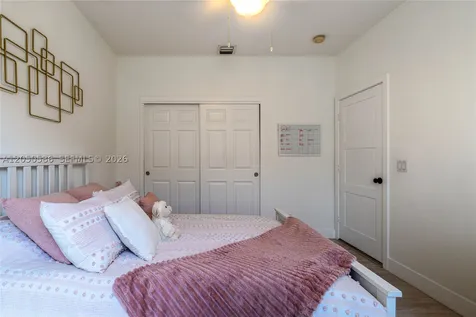 3855 Oak Ridge Circle Weston FL 33331