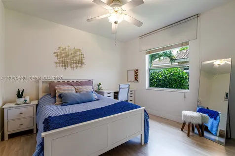 3855 Oak Ridge Circle Weston FL 33331