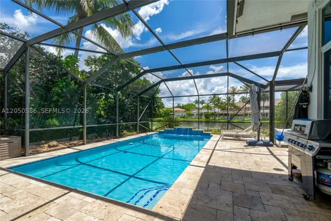 3855 Oak Ridge Circle Weston FL 33331