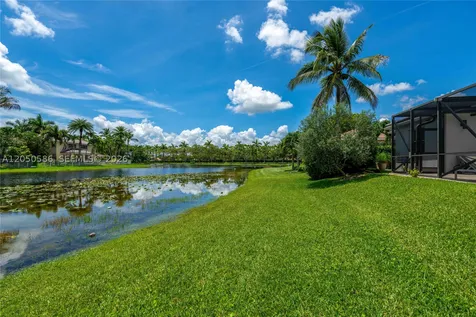 3855 Oak Ridge Circle Weston FL 33331