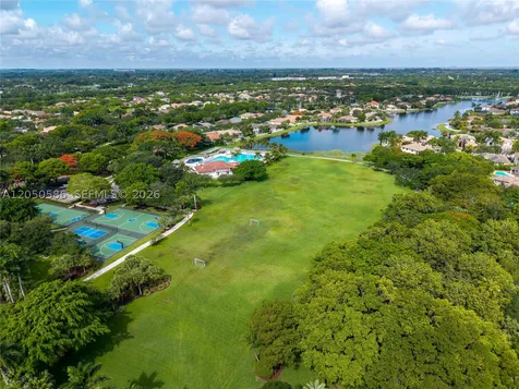 3855 Oak Ridge Circle Weston FL 33331