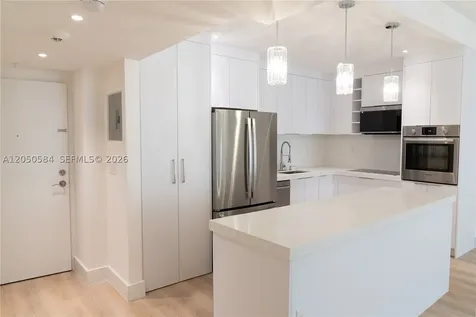 19390 Collins Avenue Sunny Isles Beach FL 33160