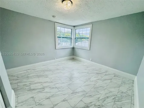 1017 E 19 Avenue Tampa FL 33605