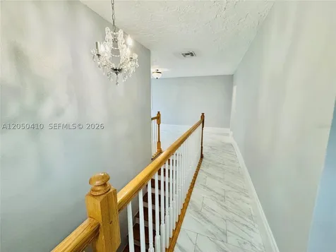 1017 E 19 Avenue Tampa FL 33605