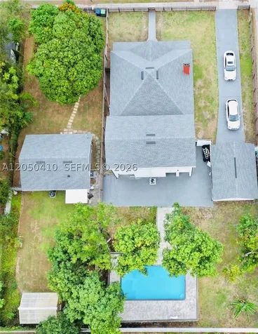 1017 E 19 Avenue Tampa FL 33605