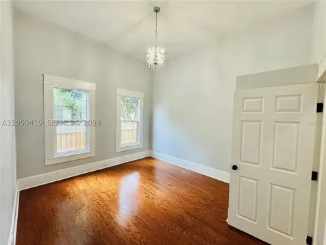 1017 E 19 Avenue Tampa FL 33605