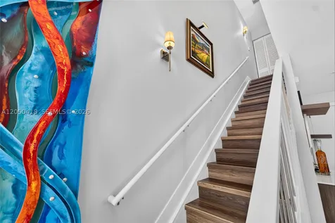 405 NE 35th Court Oakland Park FL 33334