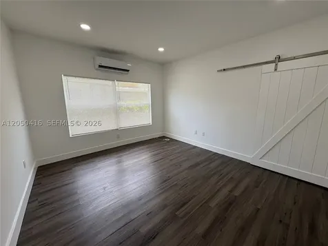 3237 SW 4th Street Miami FL 33135