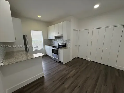 3237 SW 4th Street Miami FL 33135