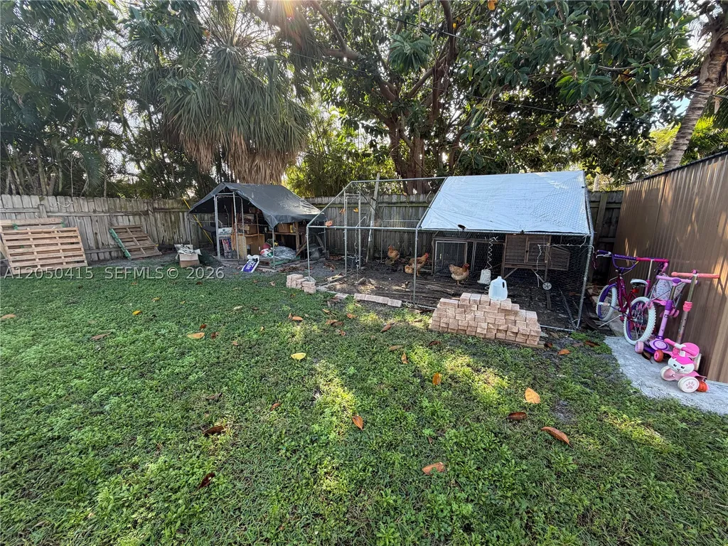 4280 N Dixie Highway Boca Raton FL 33431