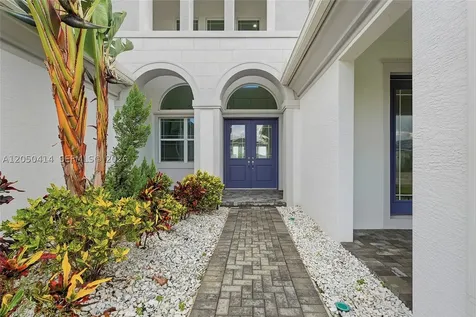 15239 Goldfinch Circle Westlake FL 33470
