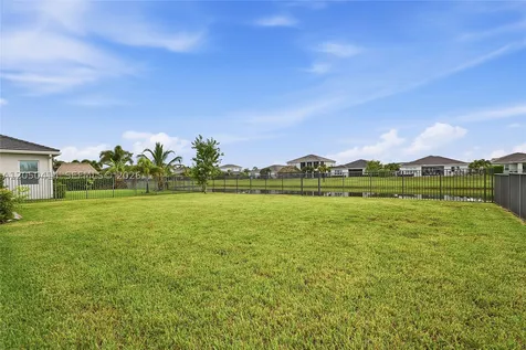 15239 Goldfinch Circle Westlake FL 33470