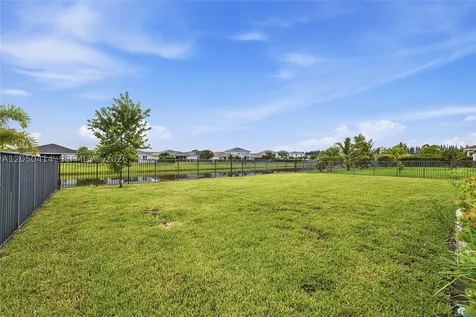 15239 Goldfinch Circle Westlake FL 33470