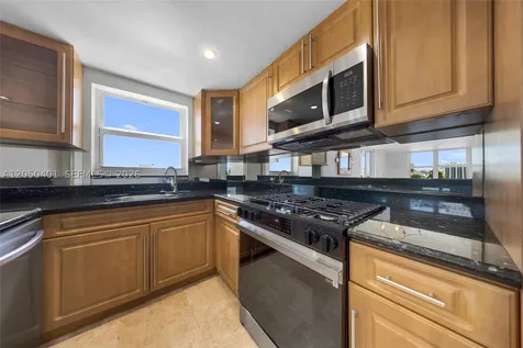 720 Collins Avenue Miami Beach FL 33139