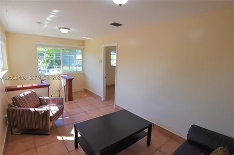 2615 SW 20th Street Miami FL 33145