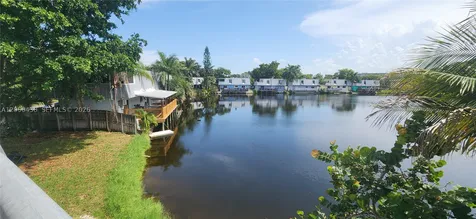 4081 NE 14th Avenue Oakland Park FL 33334