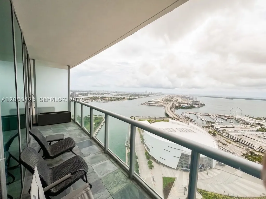 888 Biscayne Boulevard Miami FL 33132
