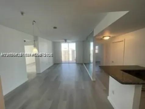 185 SE 14th Terrace Miami FL 33131