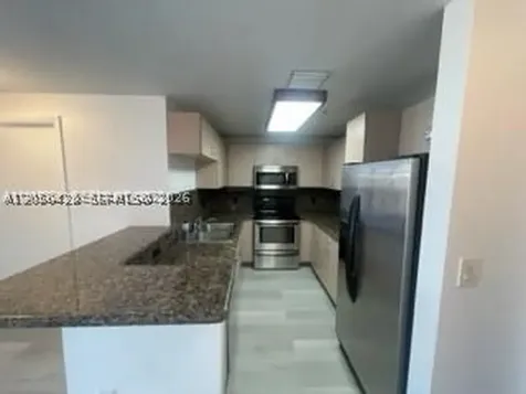 185 SE 14th Terrace Miami FL 33131