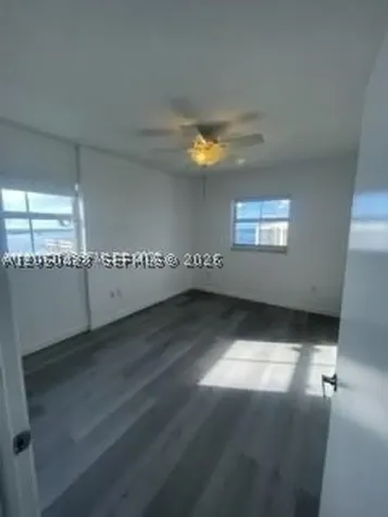 185 SE 14th Terrace Miami FL 33131