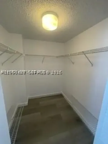 185 SE 14th Terrace Miami FL 33131