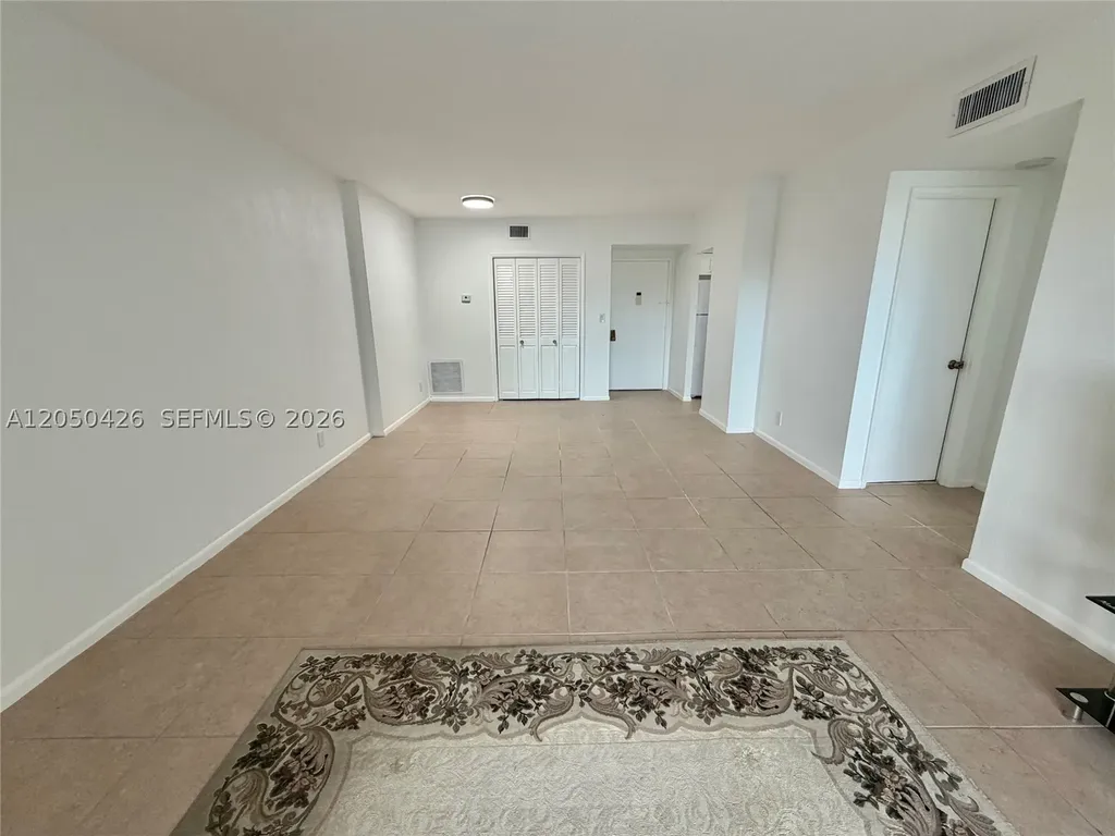 4400 Hillcrest Drive Hollywood FL 33021