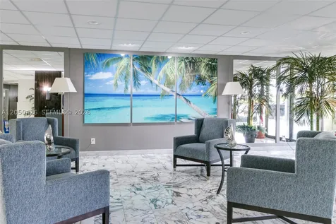 4400 Hillcrest Drive Hollywood FL 33021