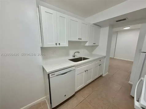 4400 Hillcrest Drive Hollywood FL 33021