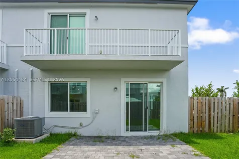 715 SE 15th Street Homestead FL 33034