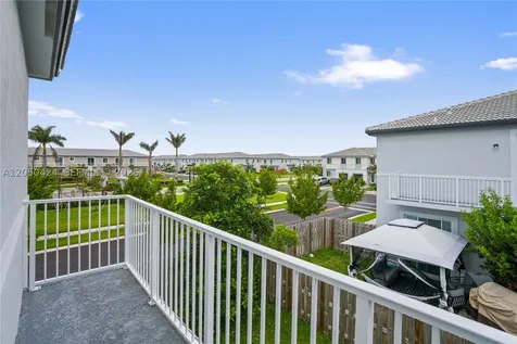 715 SE 15th Street Homestead FL 33034