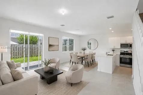 715 SE 15th Street Homestead FL 33034