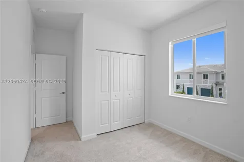 715 SE 15th Street Homestead FL 33034