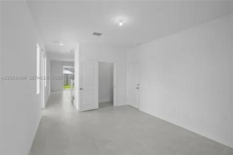 715 SE 15th Street Homestead FL 33034