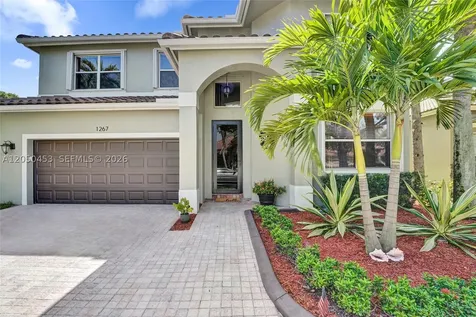1267 NW 167th Avenue Pembroke Pines FL 33028