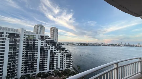 770 Claughton Island Drive Miami FL 33131