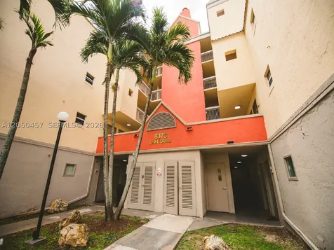 8373 Lake Drive Doral FL 33166
