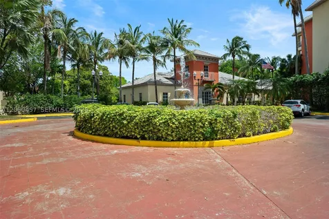 8373 Lake Drive Doral FL 33166