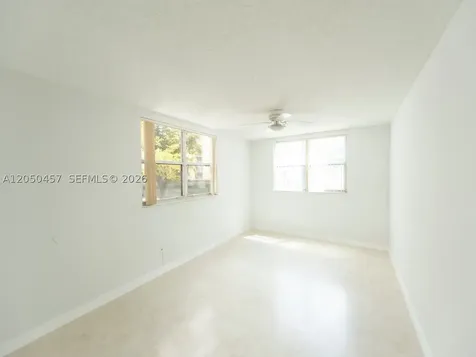 8373 Lake Drive Doral FL 33166