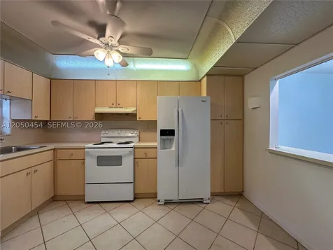 8940 S Hollybrook Boulevard Pembroke Pines FL 33025