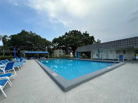 8940 S Hollybrook Boulevard Pembroke Pines FL 33025