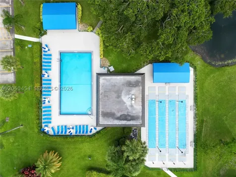 8940 S Hollybrook Boulevard Pembroke Pines FL 33025