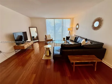 10275 Collins Avenue Bal Harbour FL 33154