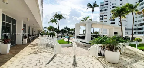 10275 Collins Avenue Bal Harbour FL 33154