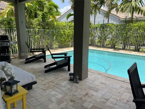 485 Silver Palm Way Weston FL 33327