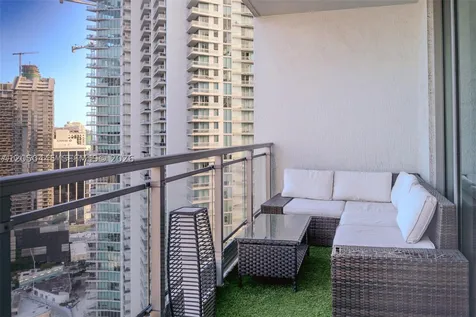 90 SW 3rd Street Miami FL 33130